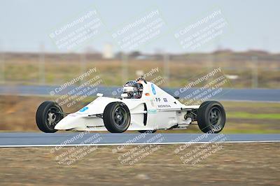 media/Jan-26-2025-CalClub SCCA (Sun) [[cfcea7df88]]/Group 7/Qualifying/